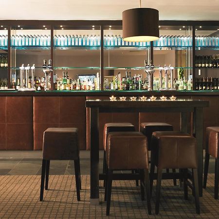 De Vere Horsley Estate East Horsley Restaurant photo