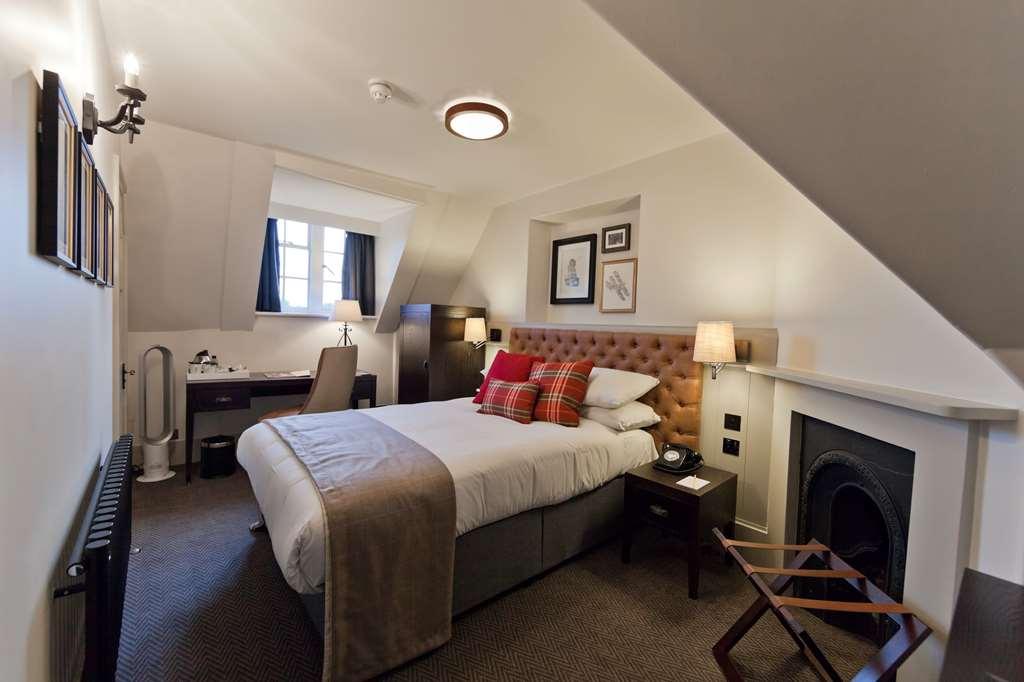 De Vere Horsley Estate East Horsley Room photo