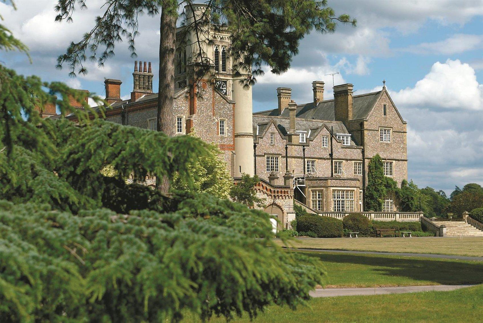 De Vere Horsley Estate East Horsley Exterior photo